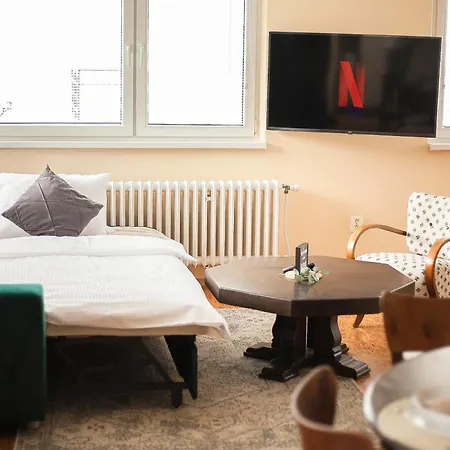 Large In With 3 Bedrooms And Parking