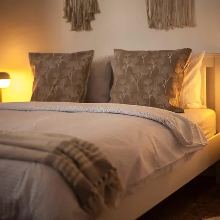 Large In With 3 Bedrooms And Parking Preszów