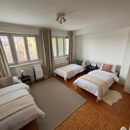 Apartament Large In With 3 Bedrooms And Parking *