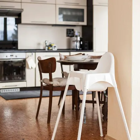 Large In With 3 Bedrooms And Parking