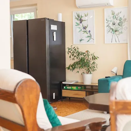 Large In With 3 Bedrooms And Parking * Prešov