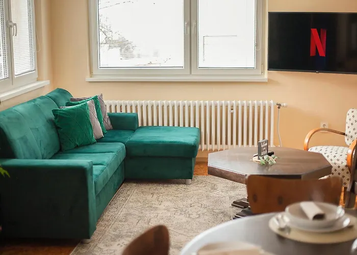 Large In With 3 Bedrooms And Parking Preszów