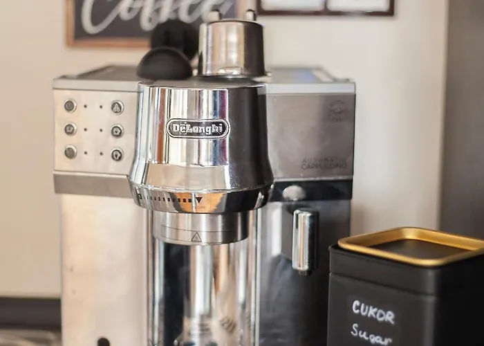 Apartament Large In With 3 Bedrooms And Parking