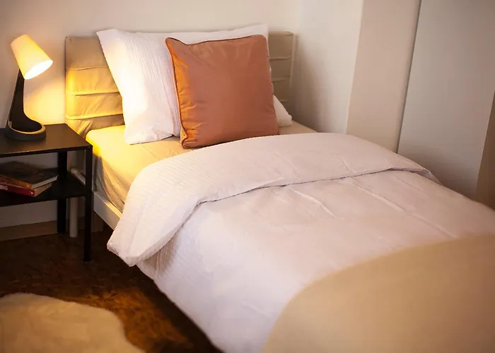 Apartament Large In With 3 Bedrooms And Parking *