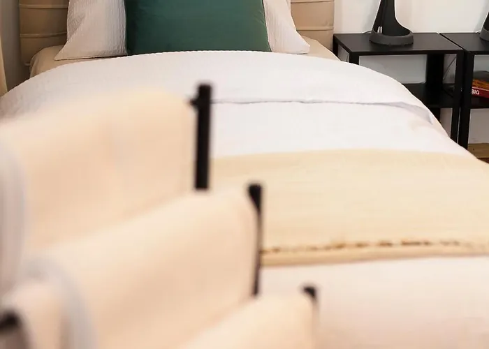 Large In With 3 Bedrooms And Parking Preszów