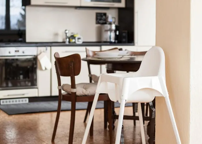 Large In With 3 Bedrooms And Parking